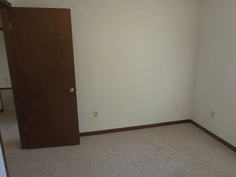 635 Watkins Rd #633 — Photo 7