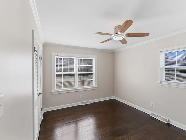 4000 Fieldcrest Rd — Photo 26