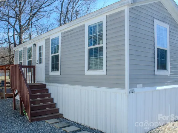 131 Pike Point, Waynesville, NC 28785