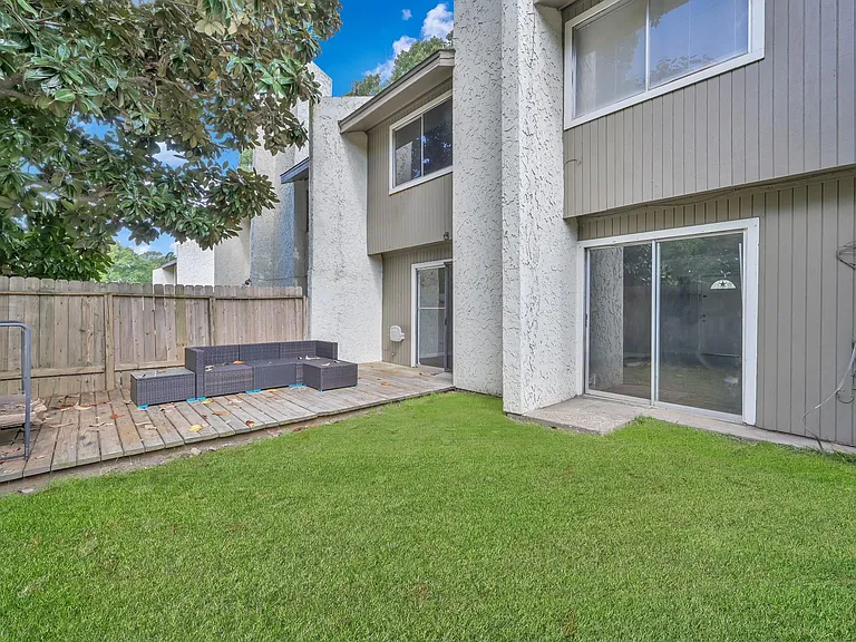 12311 Glenview Dr — Photo 25