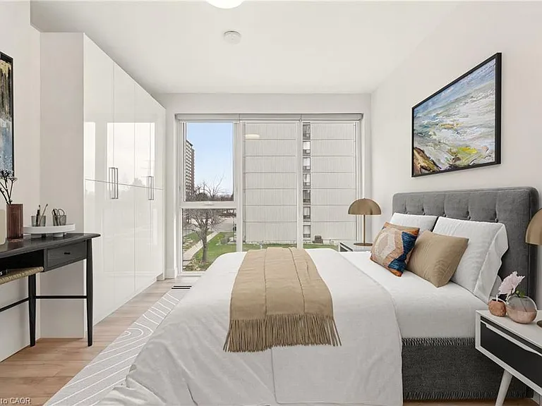 500 Brock Ave #201 — Photo 9