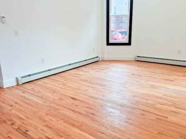 530 45th Street image 4 of 36