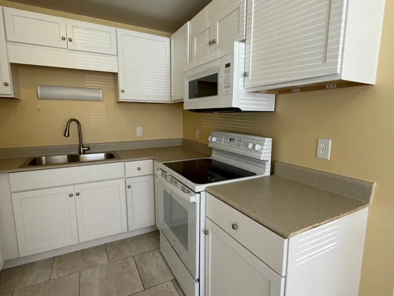 3709 Needles Dr — Photo 3
