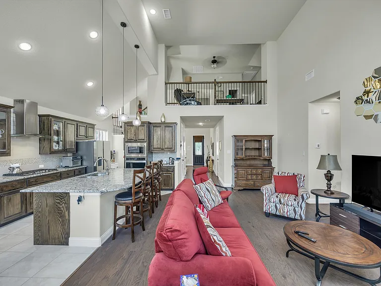 5520 Palisades Dr — Photo 14