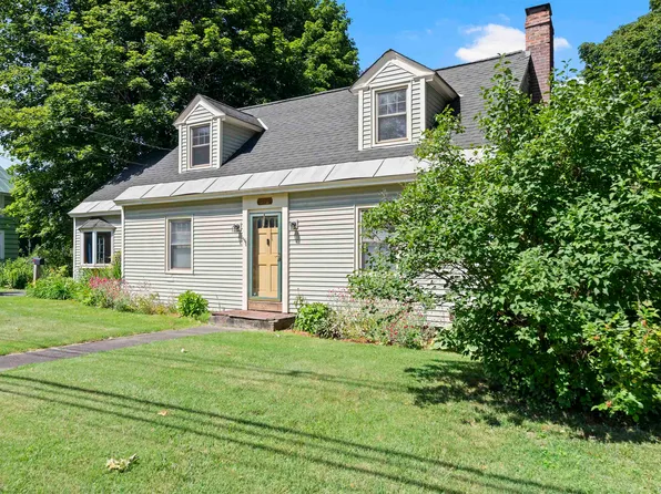 519 1/2 South Street, Bennington, VT 05201