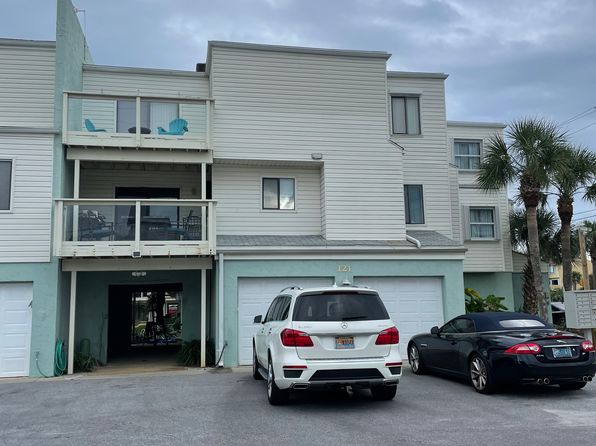121 Avenida
