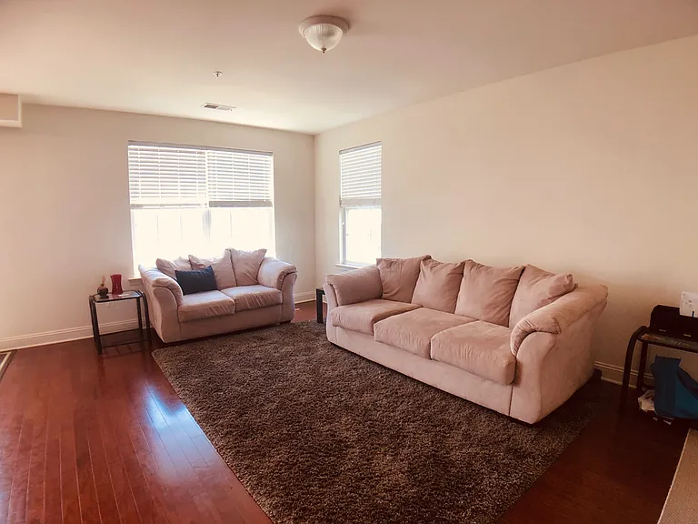 11894 Little Seneca Pkwy — Photo 9
