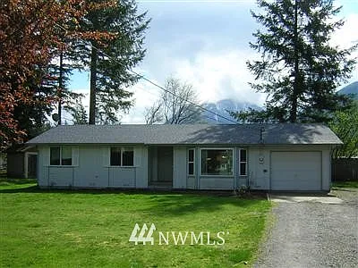922 Timberlane photo 1