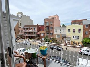 31-51 37th St #2F, Astoria, NY 11103