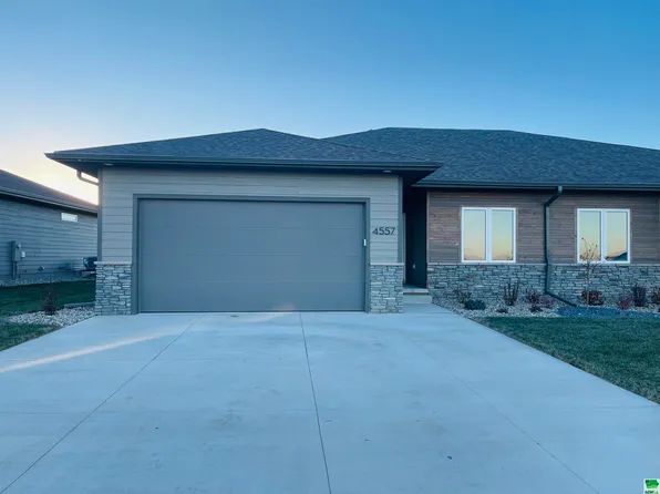 4557 Badger, Sioux City, IA 51106