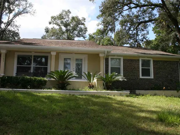 1523 Oldfield Dr, Tallahassee, FL 32308