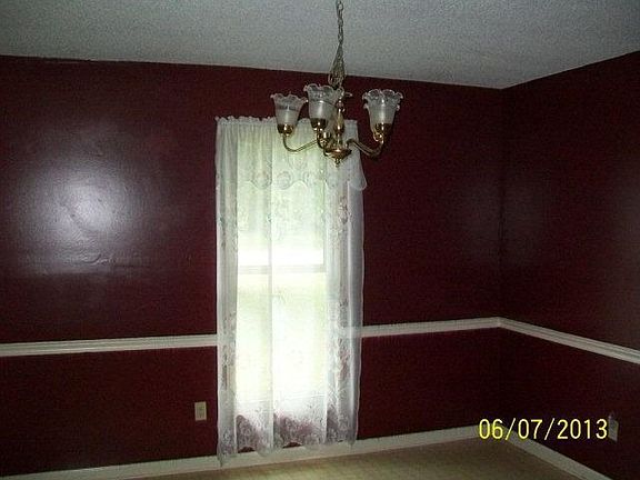 4th image of 1712 Pitchwood Way
