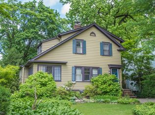 7 Carolin Rd, Montclair, NJ 07043