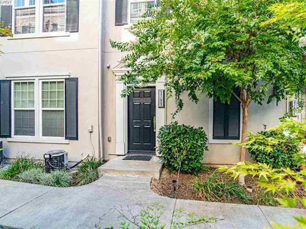3709 Whitworth Dr, Dublin, CA 94568