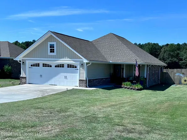 119 Foster Rd, Sumrall, MS 39482