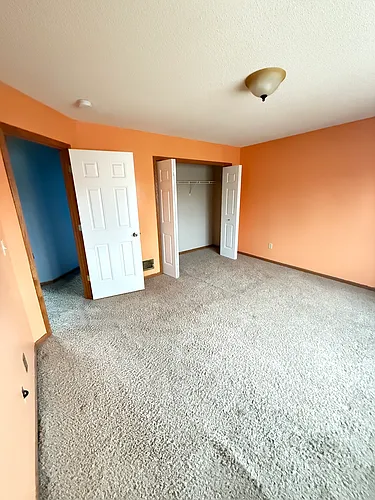 11237 196th Ln NW Photo 1