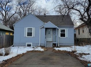 710 N Terrace Pl, Sioux Falls, SD 57104