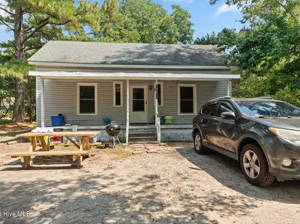 10581 Turnpike Road, Laurinburg, NC 28352