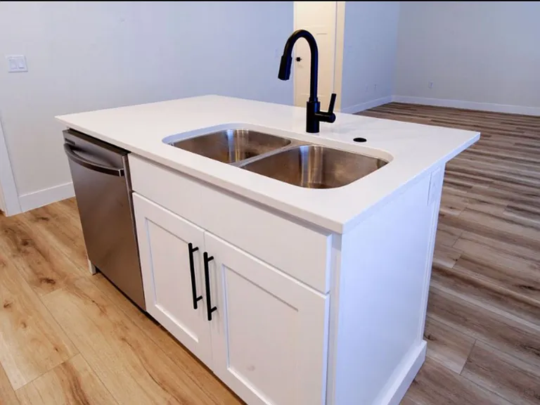 2875 Cody Dr #7 — Photo 6