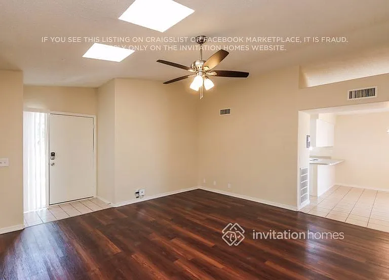 11134 N 82nd Dr — Photo 4