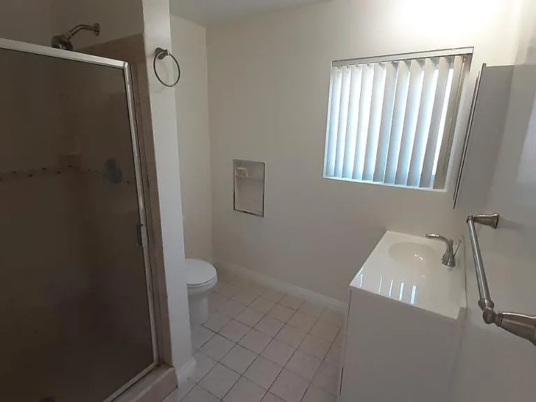 5929 Laurel Canyon Blvd #16 — Photo 7