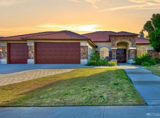 10117 Silverthorne Dr, Bakersfield, CA 93314