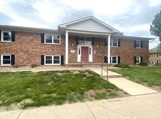 1211 W Chestnut St APT 3, Chillicothe, IL
