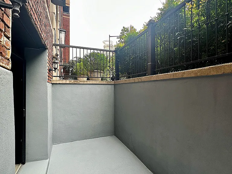 1220 N St NW #1 — Photo 18