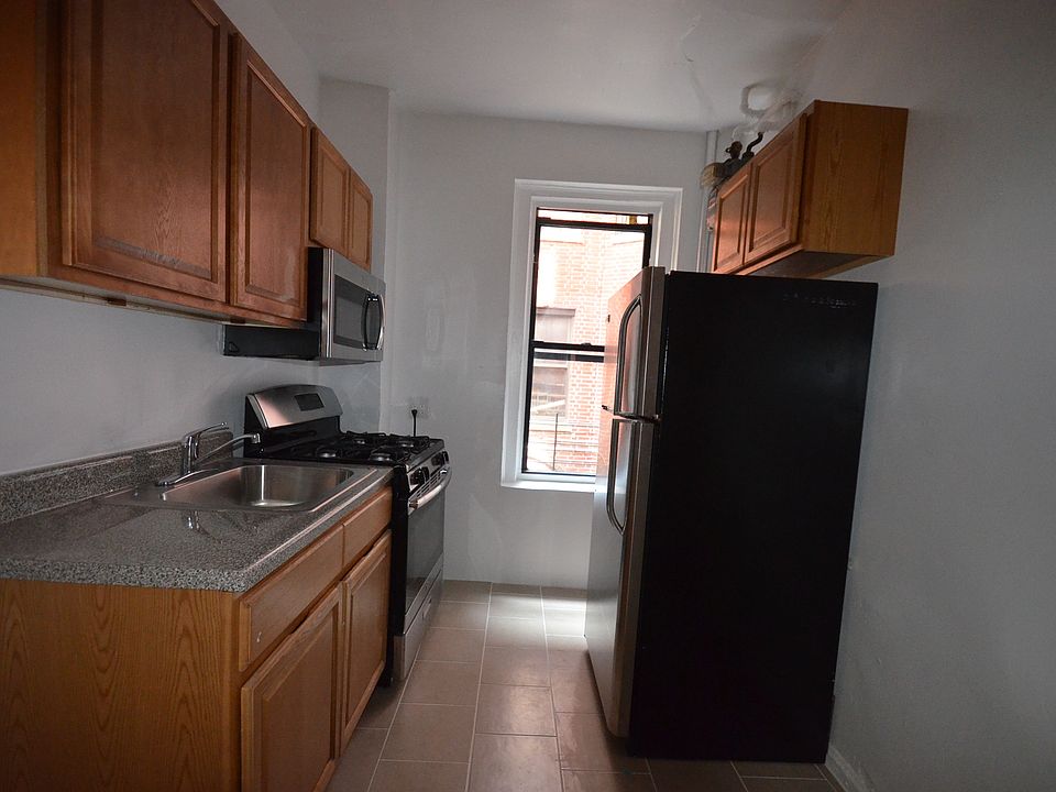 1st image of 2705 Morris Ave APT 1A