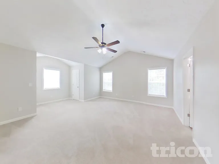 373 Adams Lake Dr — Photo 8