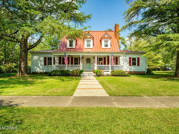 1502 Lucerne Way, New Bern, NC 28560