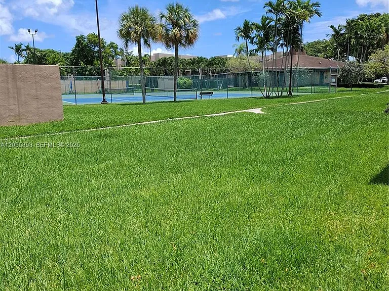 10425 SW 112th Ave #207 — Photo 10