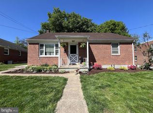 40 Lime St, Ephrata, PA 17522
