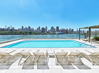 10 Halletts Point APT 1402, Astoria, NY 11102