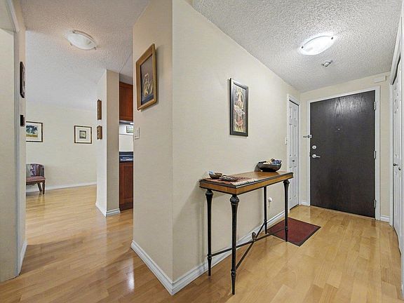 2nd image of 1508 Mariner Walk #508
