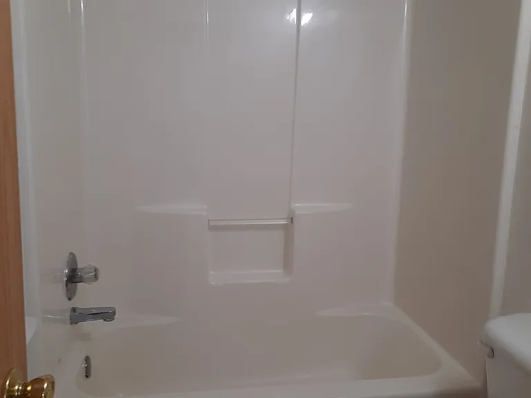 597 Giddings St #3 — Photo 5
