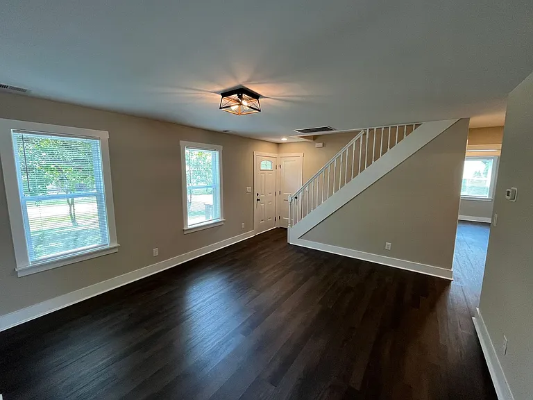 1775 Ralee Dr — Photo 9