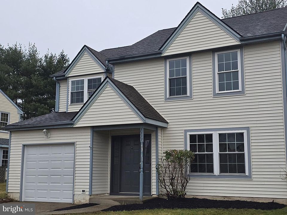 1st image of 1317 Apple Blossom Dr