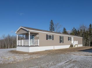 12 Goose Neck Road, Hancock, ME 04640