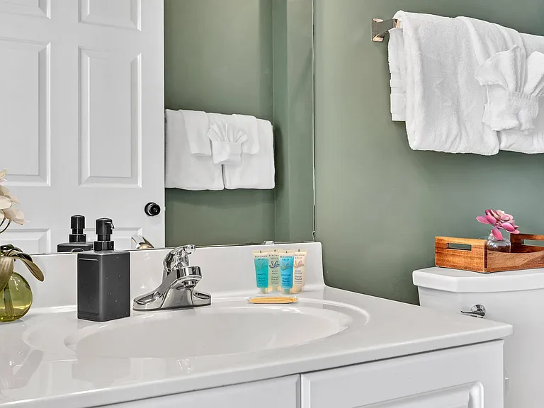 4872 Dahlia Ct #201 — Photo 43