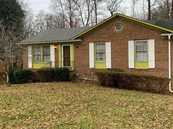 1514 Woodridge Ave, Greensboro, NC 27405