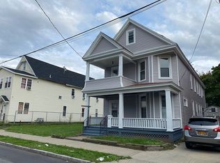 10 Grove Pl, Schenectady, NY 12307