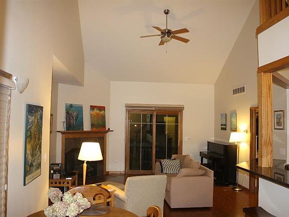 2nd image of 2060 Liberty Hts