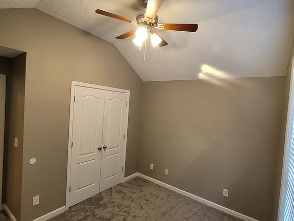 5th image of 218 23rd Ct