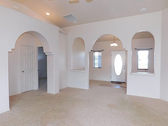 4th image of 4523 Barcelona Cir