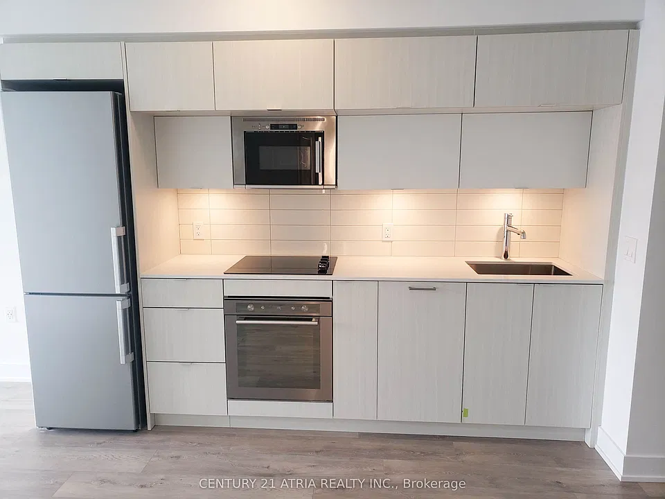 575 Bloor St E #1702