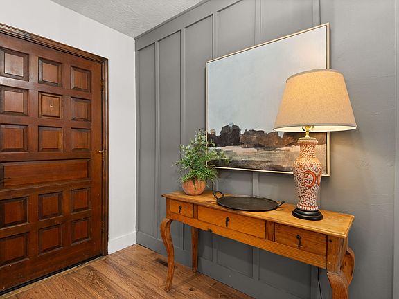 4th image of 4008 Camino De La Sierra NE