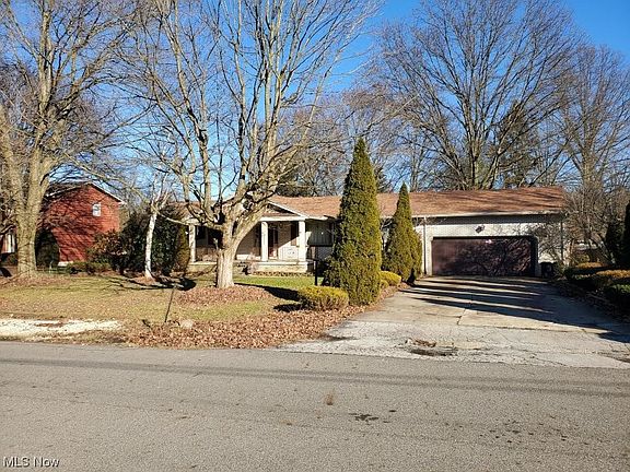3rd image of 3557 Breeze Knoll Dr