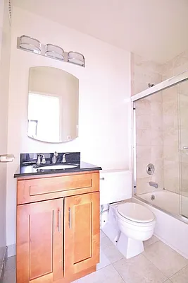 Rented by Mossanen Group | media 25