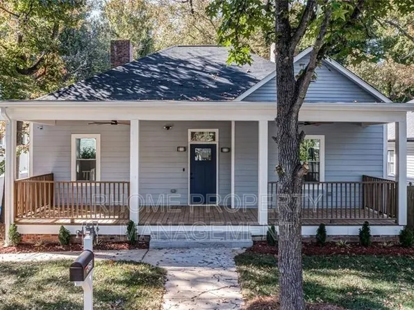 1058 White Oak Ave SW, Atlanta, GA 30310